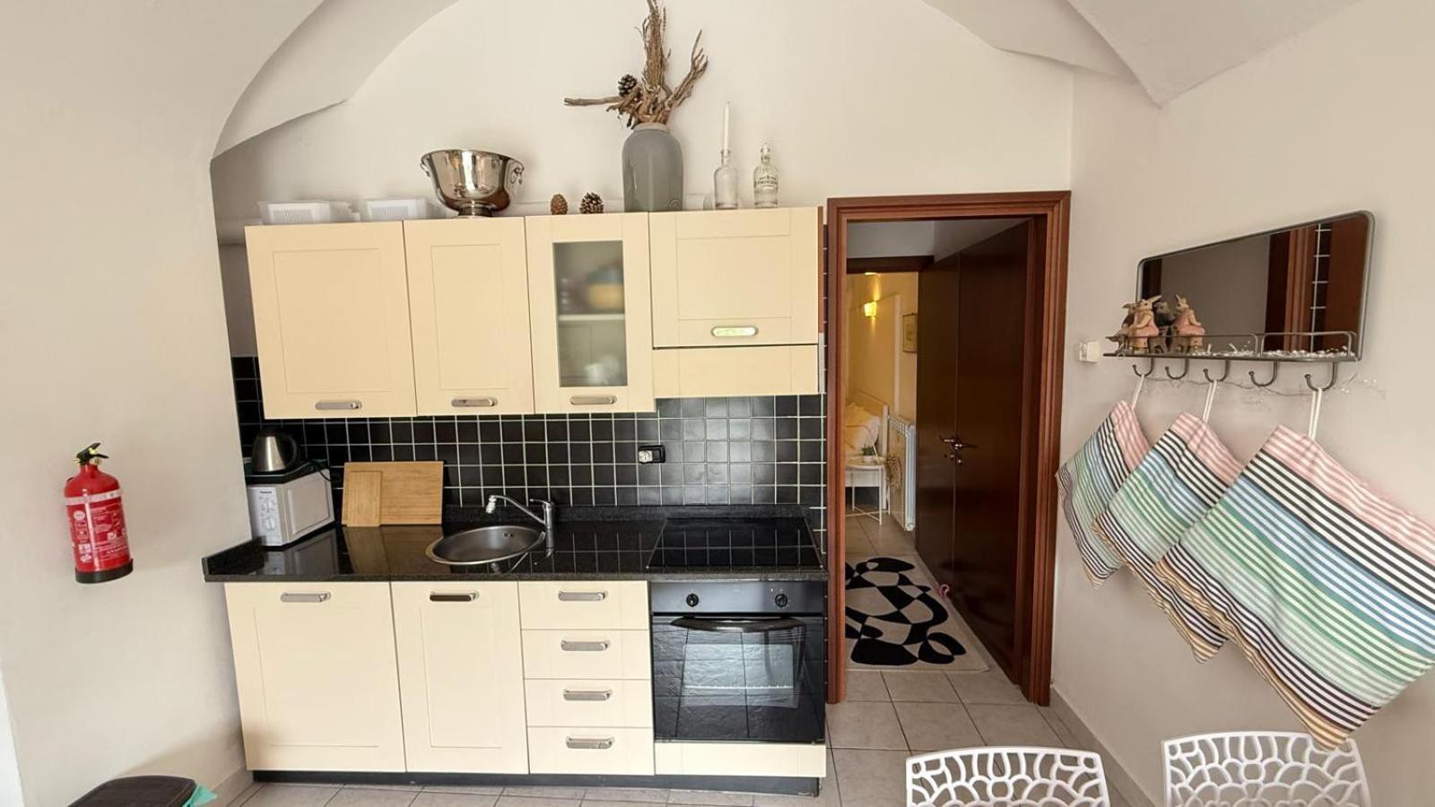 אקסריה 1-Bedroom Apartment Bello Posto מראה חיצוני תמונה